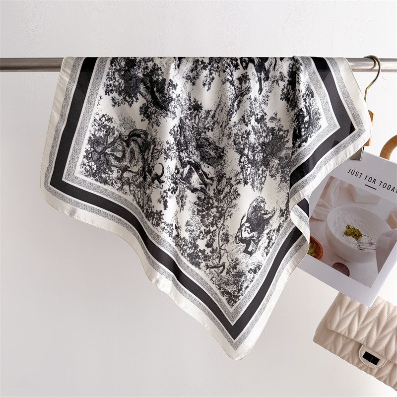Luxury Bags China - Luxury Jungle Printed Scarves Women's Silk